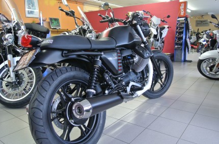 Moto Guzzi V7 Diabolo
