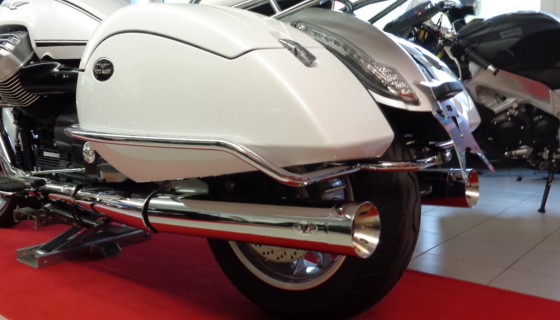 Endlich ein Auspuff für die California